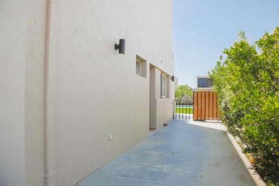 Hermosa Casa dentro de Puertos del Lago - Vistas