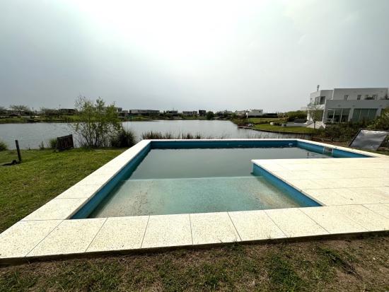 Casa a Estrenar - Puertos del Lago, Acacias