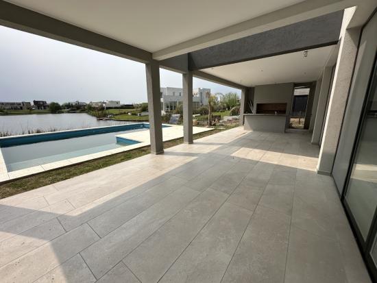 Casa a Estrenar - Puertos del Lago, Acacias
