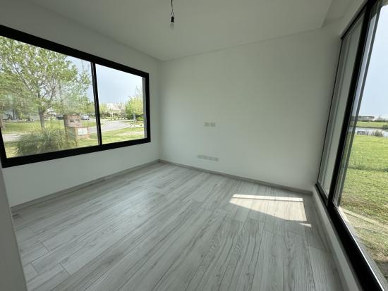 Casa a Estrenar - Puertos del Lago, Acacias