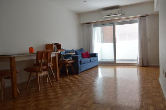 Venta de luminoso Departamento 3 Ambientes en Recoleta