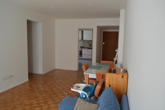 Venta de luminoso Departamento 3 Ambientes en Recoleta
