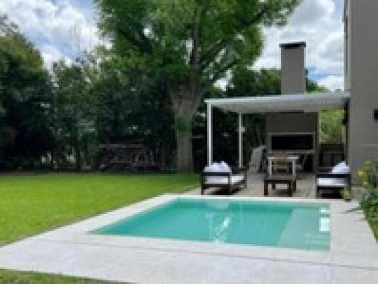 Excelente propiedad en venta en Country Club Los Cardales