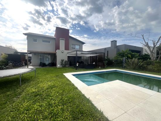 Casa en Venta Pilar del Este - Santa Elena
