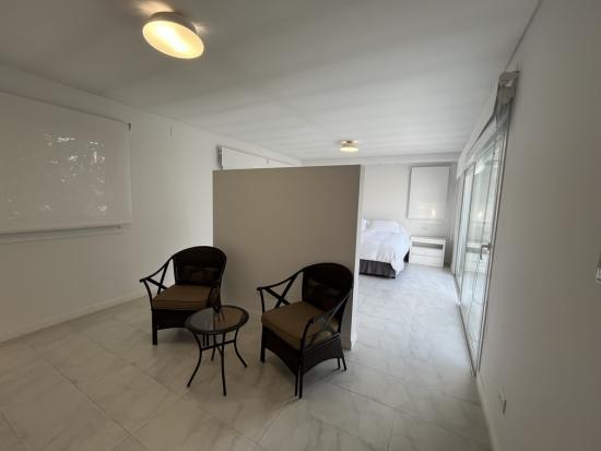 Casa en Venta dentro de Highland Park C.C.