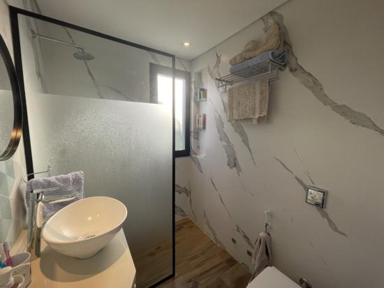 Casa a la Laguna con Escritura en San Sebastián - A6 