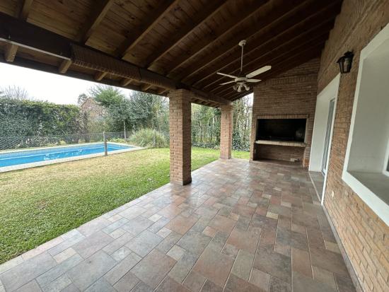 Casa en Venta - La Delfina, Pilar