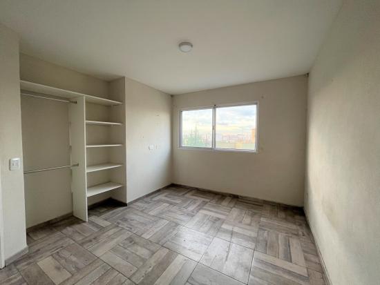 Venta de Casa, dentro de Pilar del Este - San Eduardo