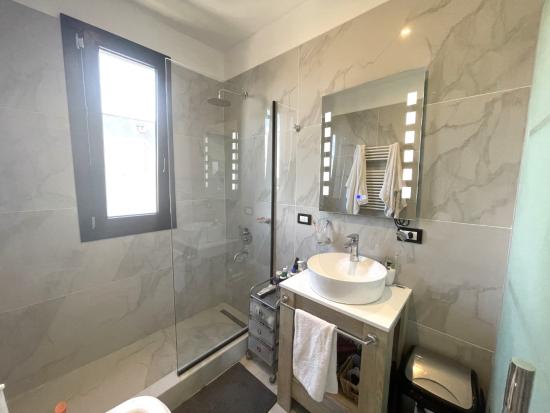 Moderna Casa - Puertos del Lago, Ceibos