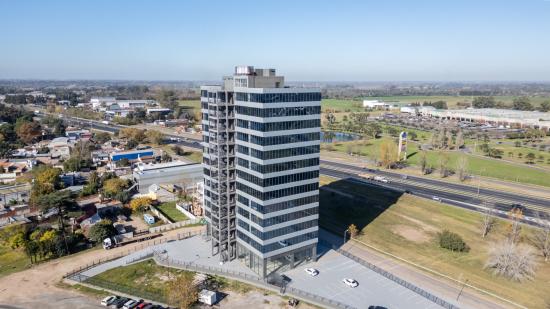 Oficina en Office Tower Escobar