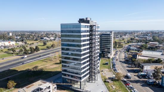 Oficina en Office Tower Escobar