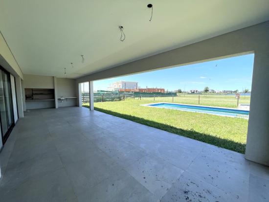  Venta de Casa en Puertos del Lago - Riberas