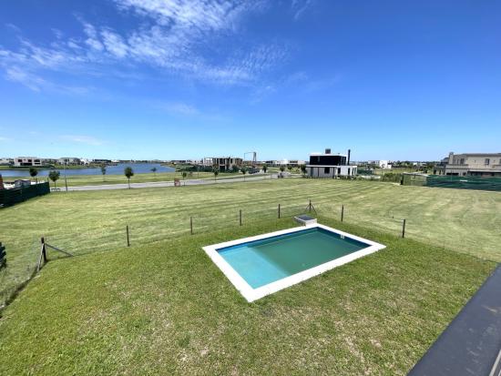  Venta de Casa en Puertos del Lago - Riberas