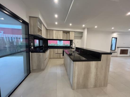 Venta de Casa en Pilar del Este - Santa Elena
