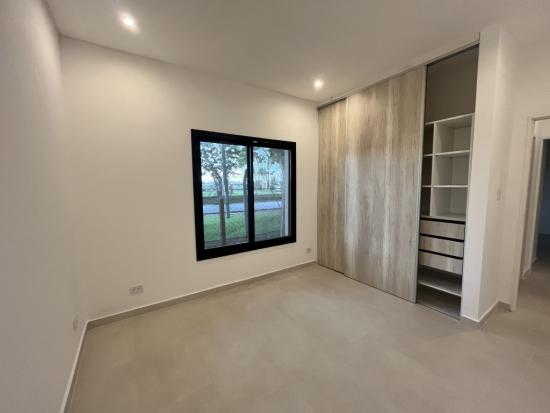 Venta de Casa en Pilar del Este - Santa Elena