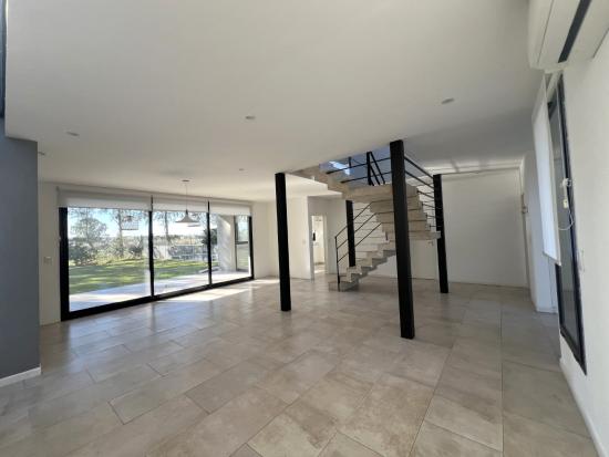 Hermosa casa en alquiler en el barrio Las Tipas