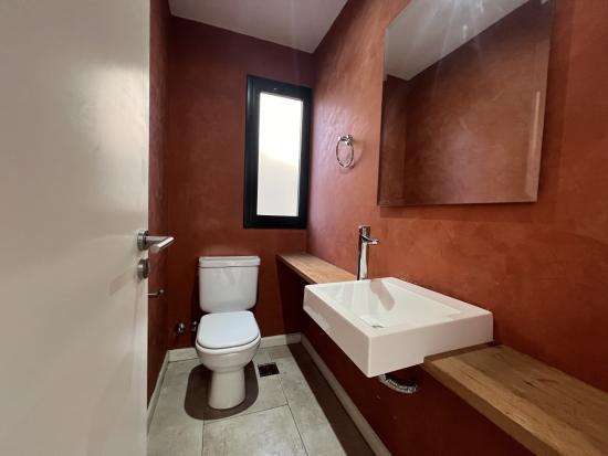 Hermosa casa en alquiler en el barrio Las Tipas