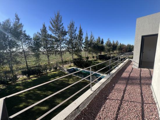 Hermosa casa en alquiler en el barrio Las Tipas