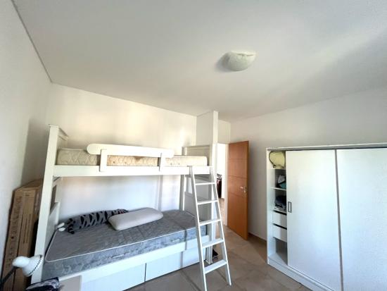 Casa en Venta, dentro del Barrio Pilar del Este - San Alfonso.