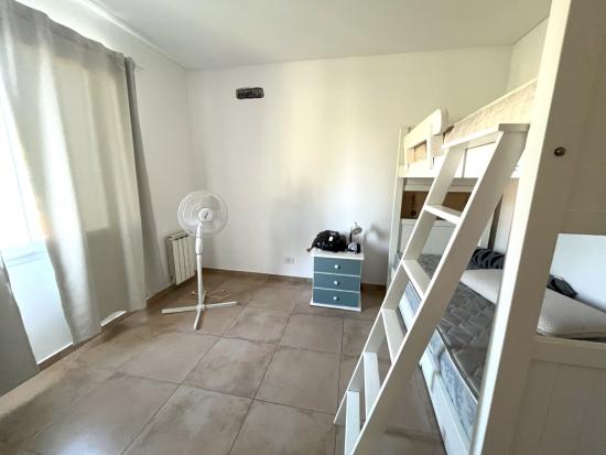 Casa en Venta, dentro del Barrio Pilar del Este - San Alfonso.
