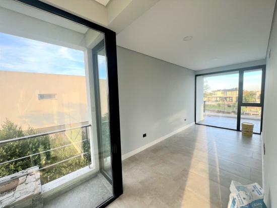  Casa En Venta - Puertos del Lago, Ceibos