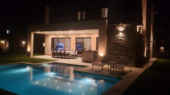 Moderna Casa en Puertos - Vistas