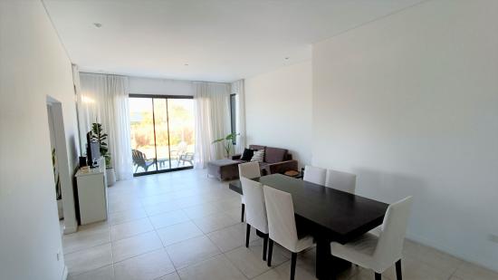 Linda Casa en Venta - Puertos del Lago, Vistas