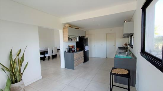 Linda Casa en Venta - Puertos del Lago, Vistas