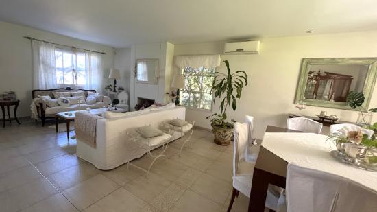 Impecable Casa en Pueyrredón C.C