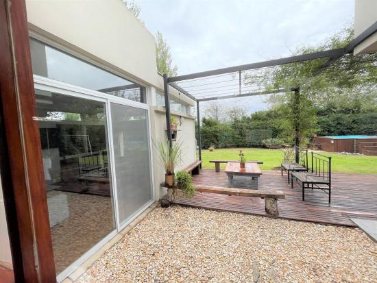 Casa en Haras - Barrio Eucaliptos