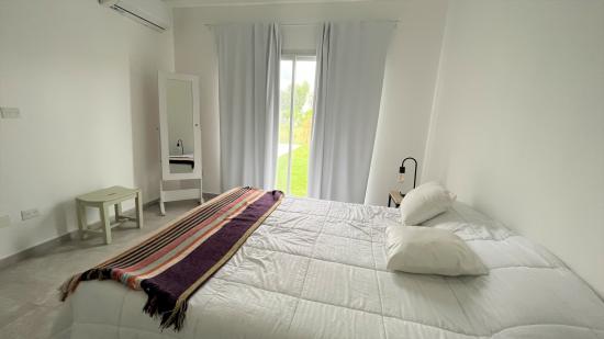 Venta Casa en Pilar del Este - Santa Emilia