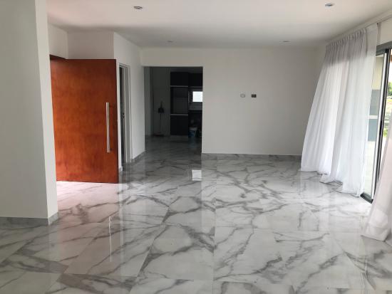 Espectacular Casa a Laguna en San Matías