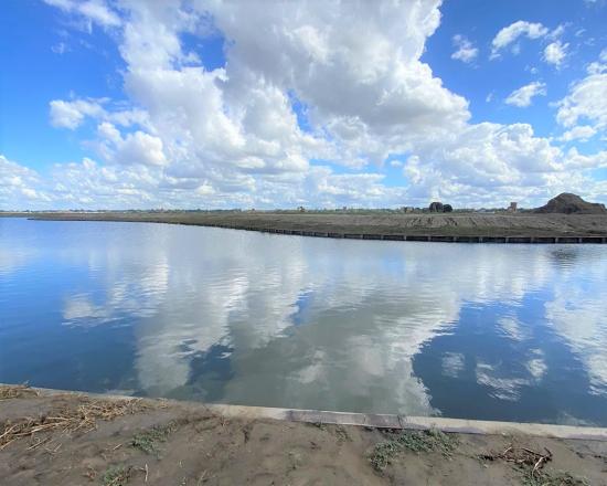 Lote al Agua dentro del Barrio Cerrado Puertos del Lago - Amarras