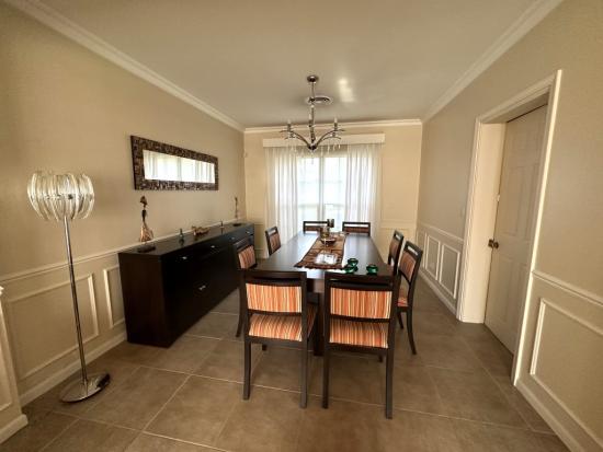 Hermosa casa en venta en el barrio la lomada de pilar