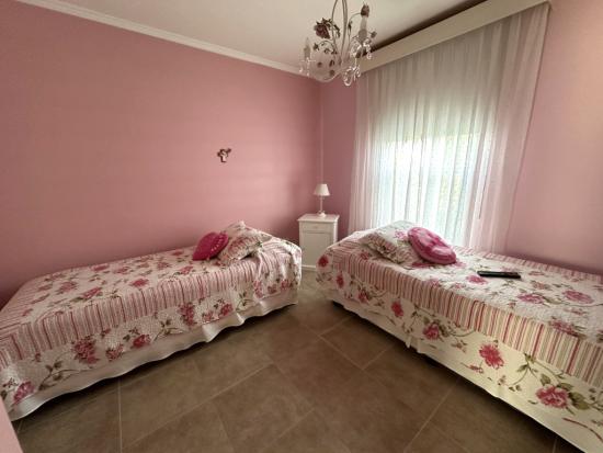 Hermosa casa en venta en el barrio la lomada de pilar