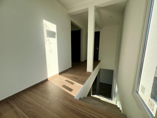Moderna casa ubicada en Puertos del Lago - Vistas