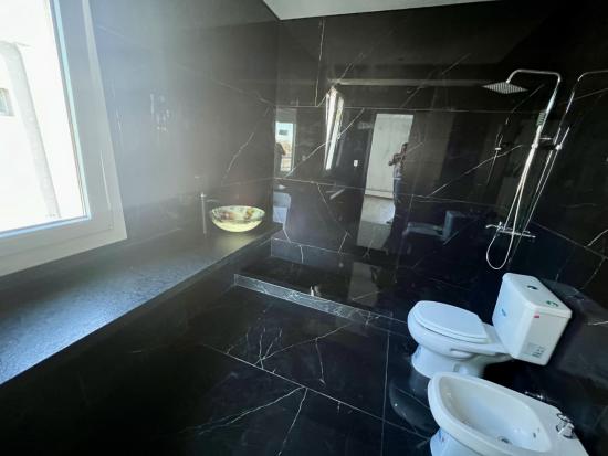 Moderna casa ubicada en Puertos del Lago - Vistas