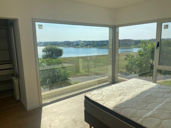 Venta de Casa dentro de Puertos del Lago - Vistas