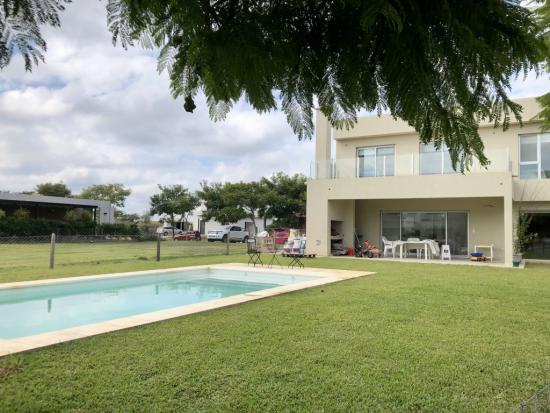 Venta de Casa dentro de Puertos del Lago - Vistas