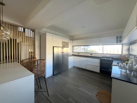 Casa Moderna en Lagoon Pilar