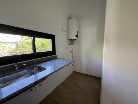 Venta de Casa a Estrenar en Pilar del Este - Santa Elena