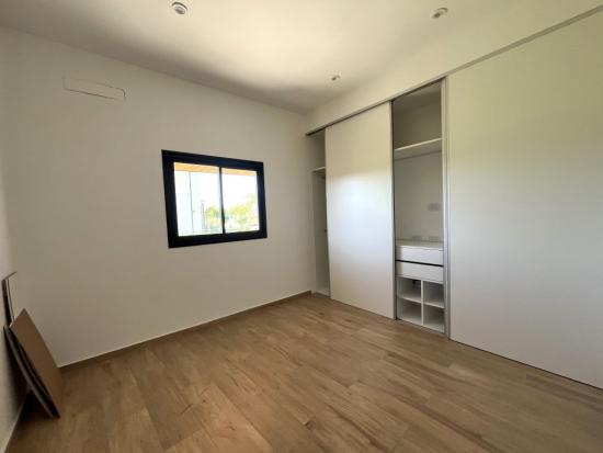 Venta de Casa a Estrenar en Pilar del Este - Santa Elena