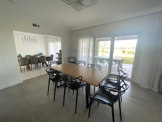 Casa con Vista Abierta en Haras - El Molino