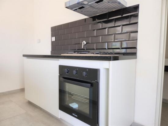Casa en Venta, dentro del Barrio cerrado Pilar del Este - Santa Elena