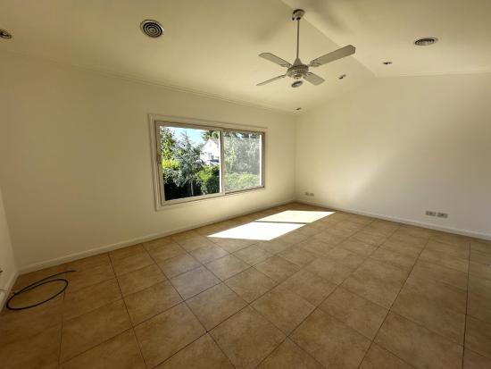 Venta de Casa en La Lomada de Pilar