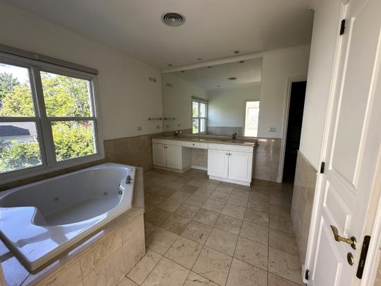 Venta de Casa en La Lomada de Pilar