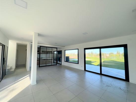 Casa en Alquiler - Puertos del Lago, Ceibos