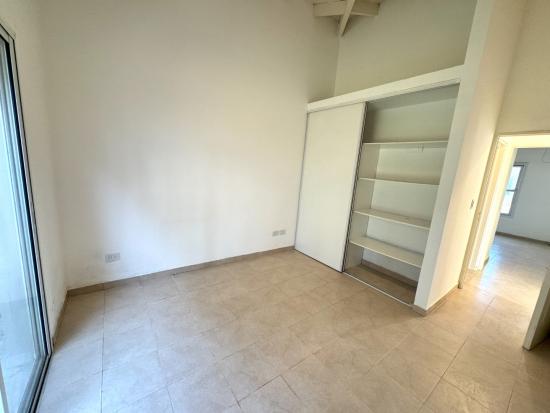 Linda Casa en Venta dentro de La Candela