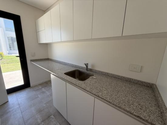 Impecable Casa en Pilará - La Calesa