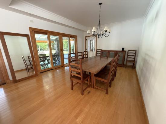 Hermosa casa en venta en La Masía, Pilar.